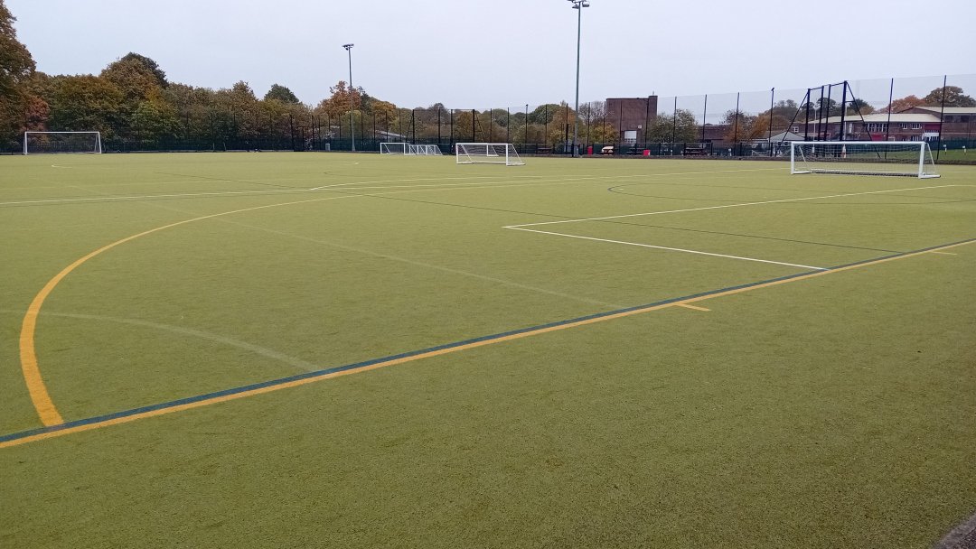 Astro at Chislehurst & Sidcup Grammar School in London