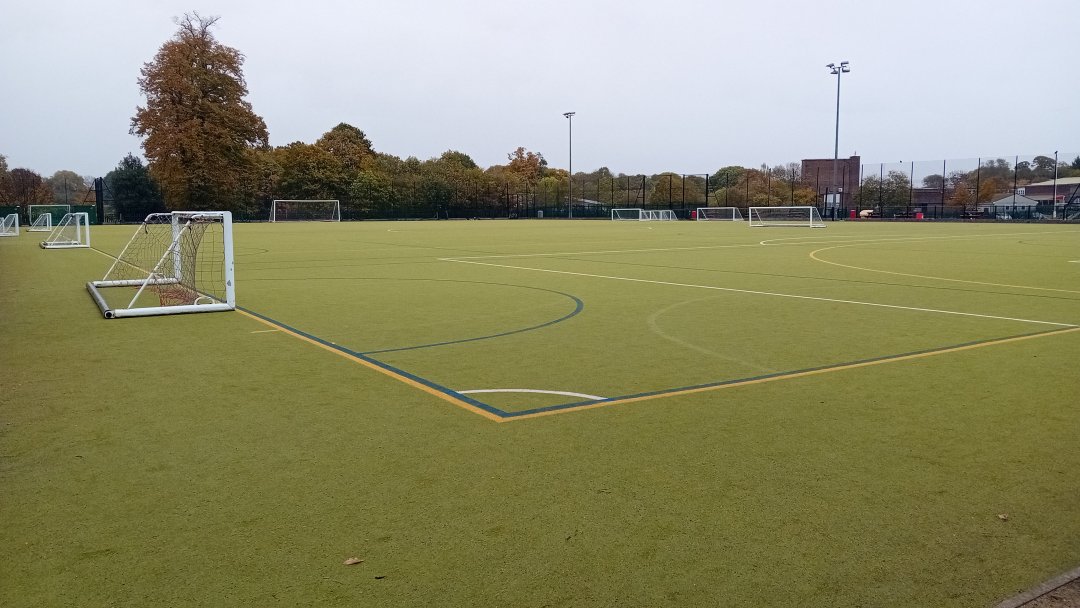 Astro at Chislehurst & Sidcup Grammar School in London