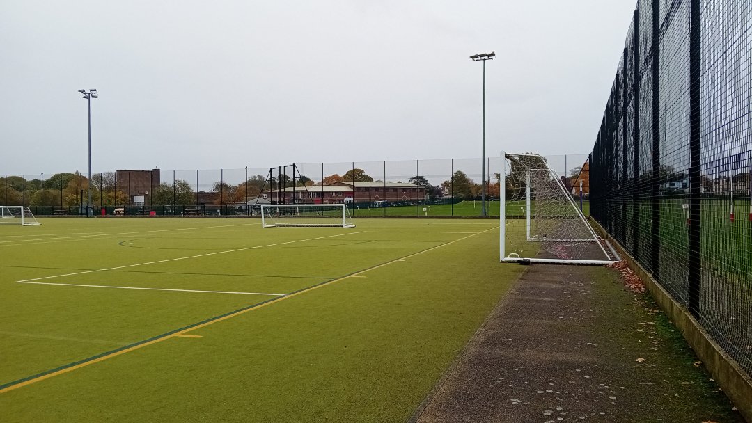 Astro at Chislehurst & Sidcup Grammar School in London