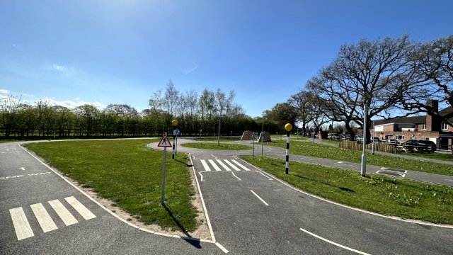 Cycle Track Seashell at Seashell in Cheshire
