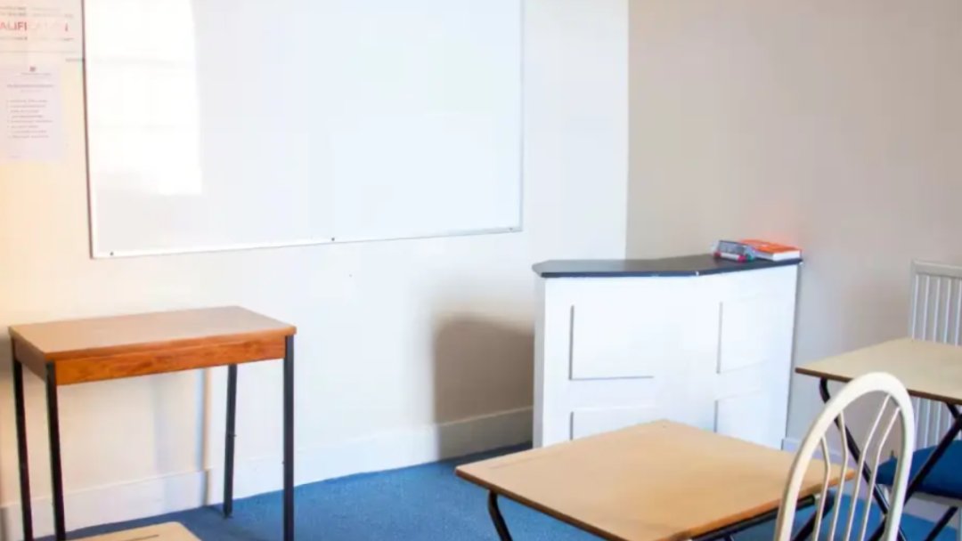 Room 103 8 Capacity at North London College in London