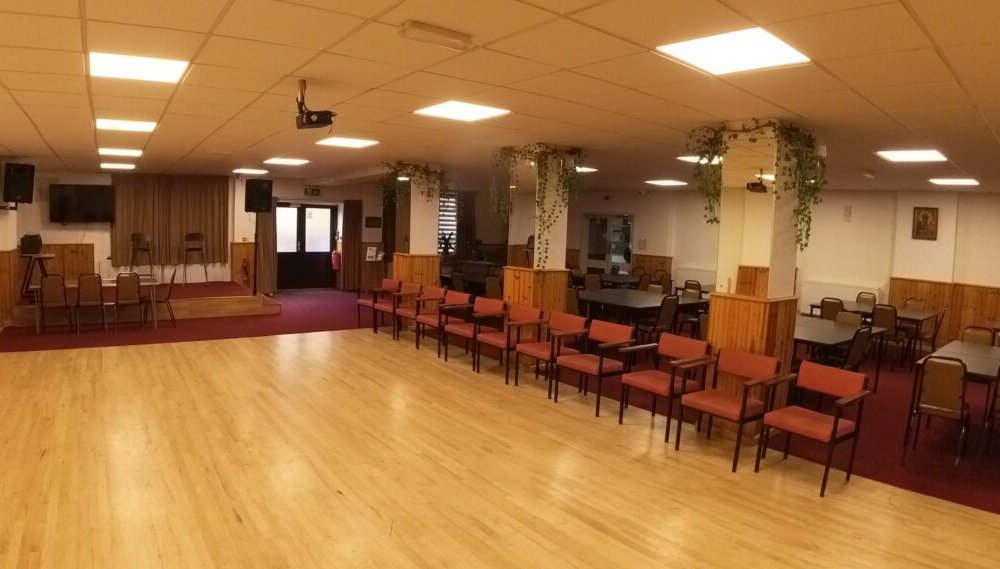 Zobacz Main Hall at The Polish Community Centre in Bradford