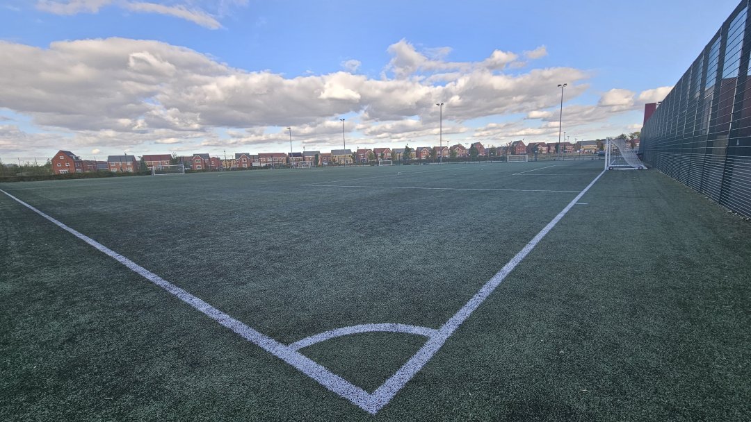 3G Pitch at Hampton Gardens School in Peterborough