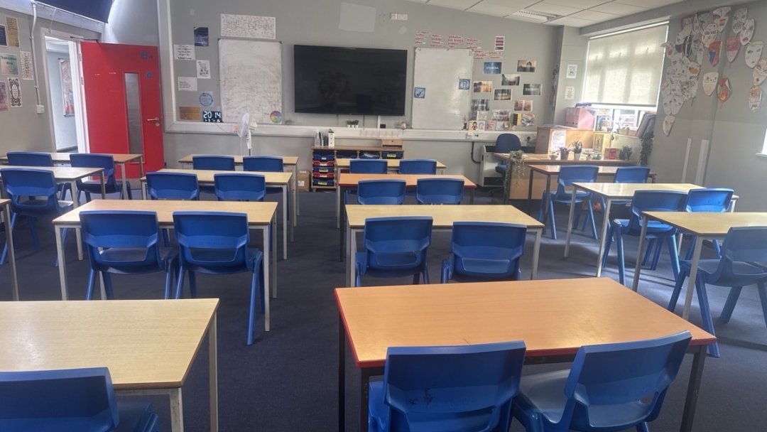 Multi-Use Classroom at Esher Church Of England High School in Surrey