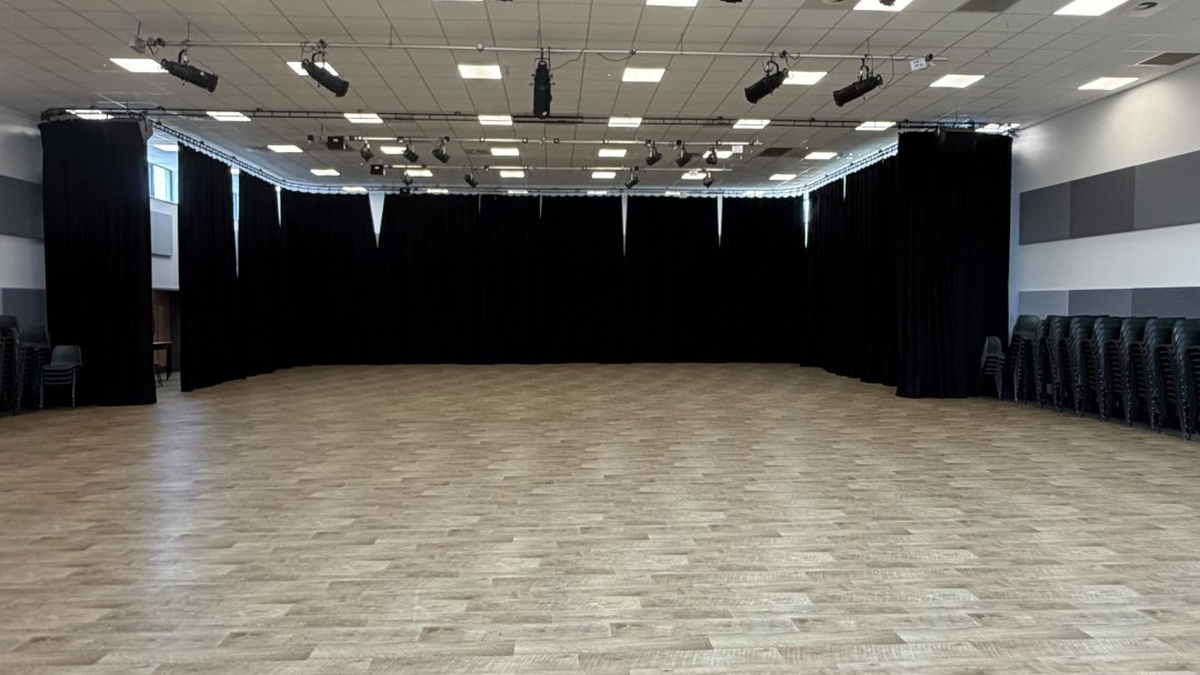 Main Hall at Burton Borough School in Telford