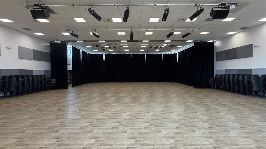 Main Hall at Burton Borough School in Telford
