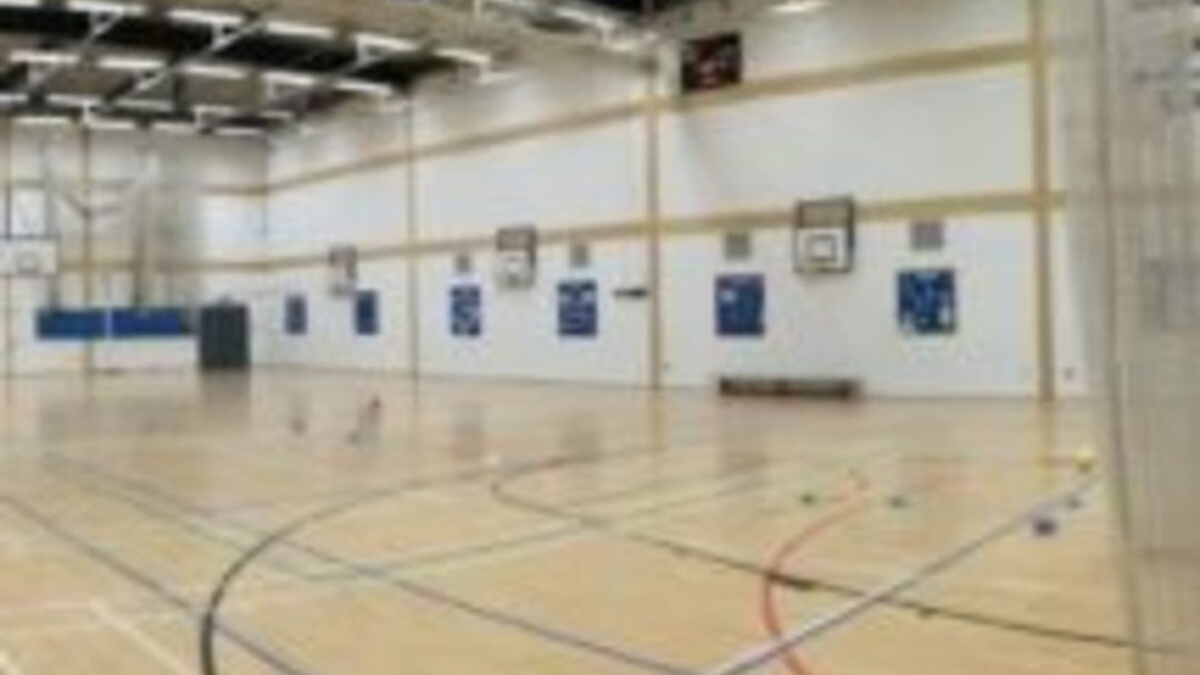 Sports Hall at Sir Geoffrey Leigh Academy in Dartford