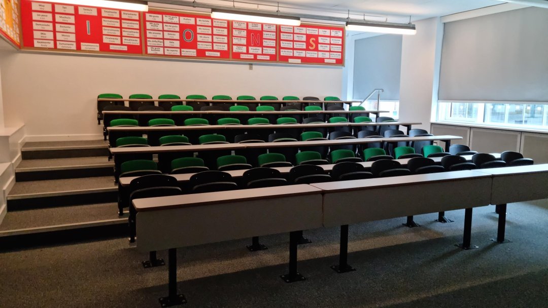 Classroom 2 at Leigh Stationers' Academy in London